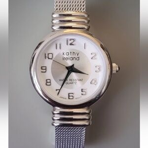 Kathy Ireland Quartz Watch Japan Movement Silver Band Silver Mesh New Battery
